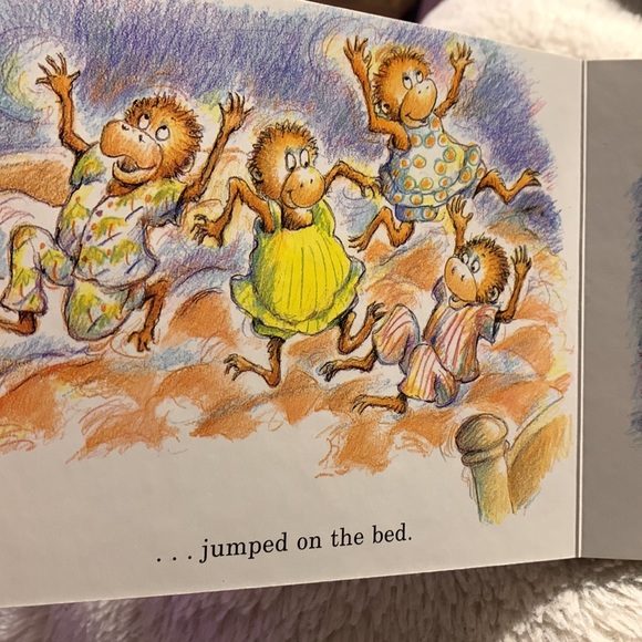 🧚‍♀️3/$12🧚‍♀️Board books Dora and monkies - Picture 5 of 6